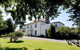 Sarnau Mansion B&B,  Carmarthen